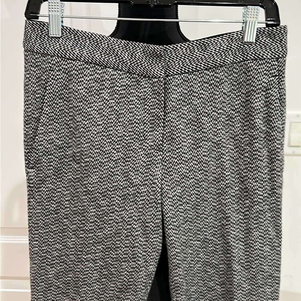 Theory size 4 wool/cotton herringbone slacks/trousers